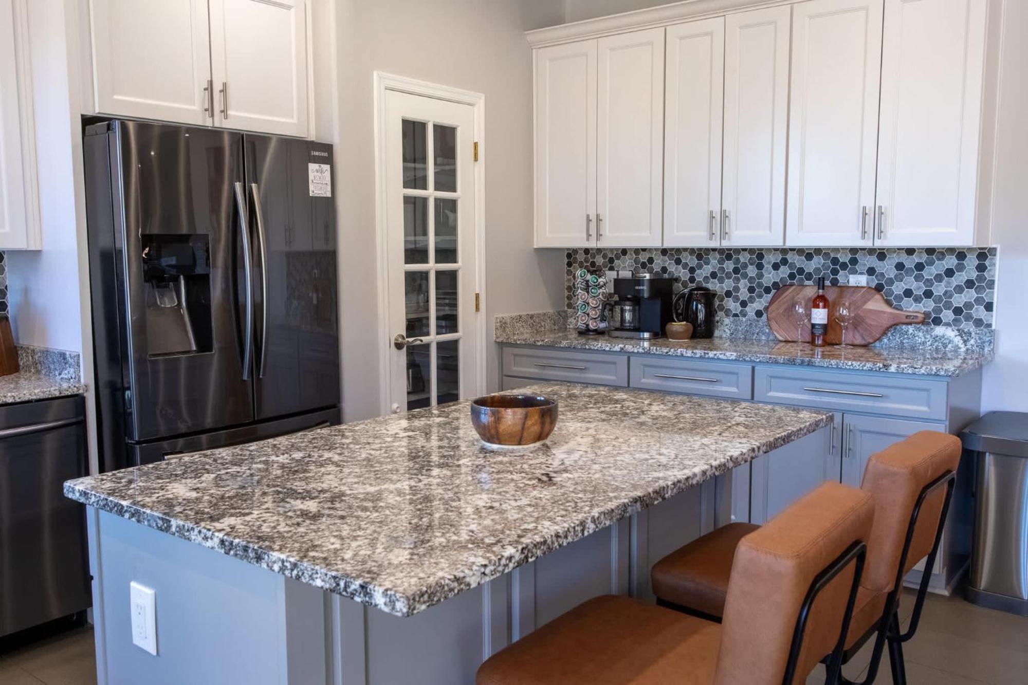 5 Bed 3 Bath Uptown Sedona-Game Room-Sauna-Cold Plunge-Jacuzzi-Gym Buitenkant foto