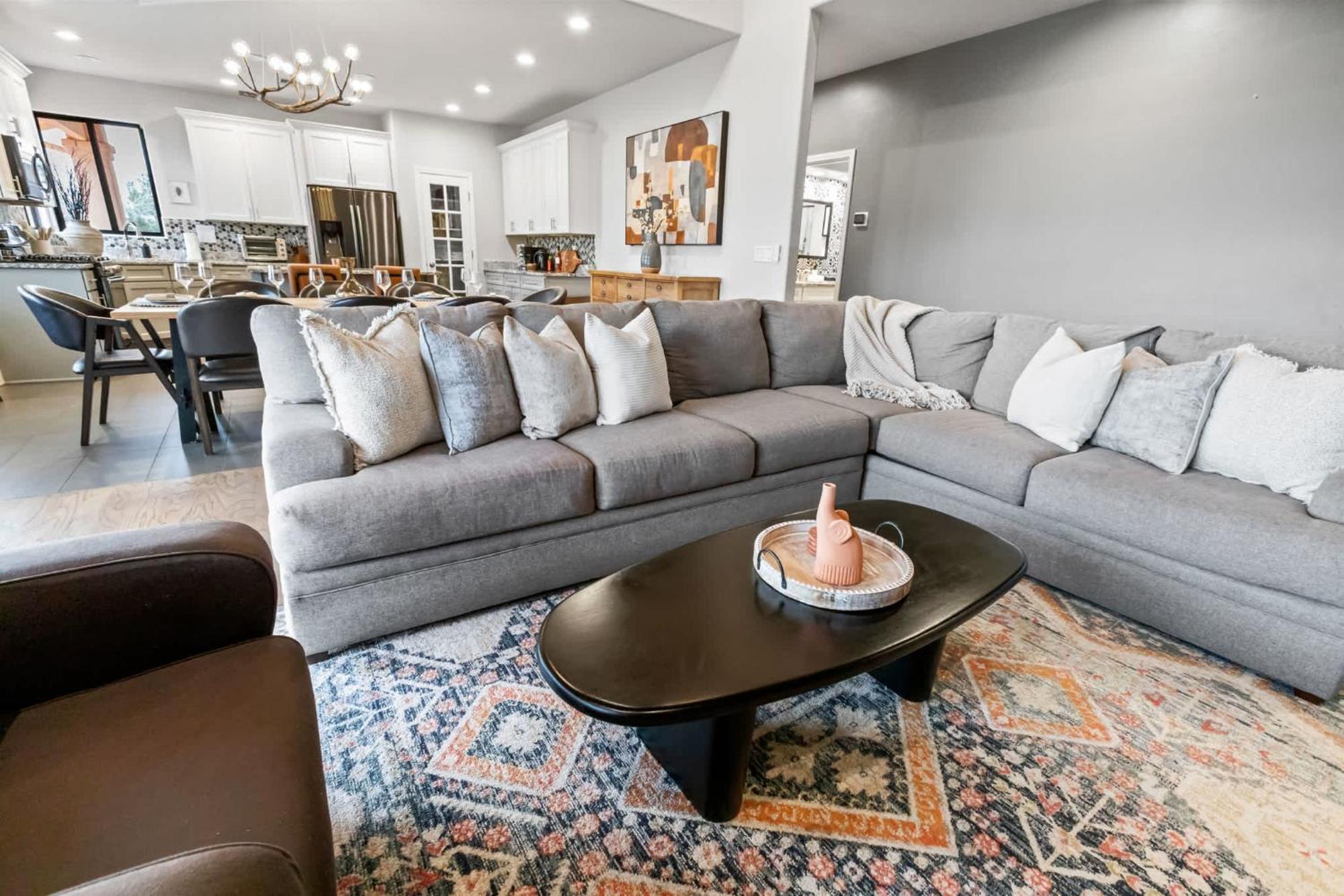 5 Bed 3 Bath Uptown Sedona-Game Room-Sauna-Cold Plunge-Jacuzzi-Gym Buitenkant foto